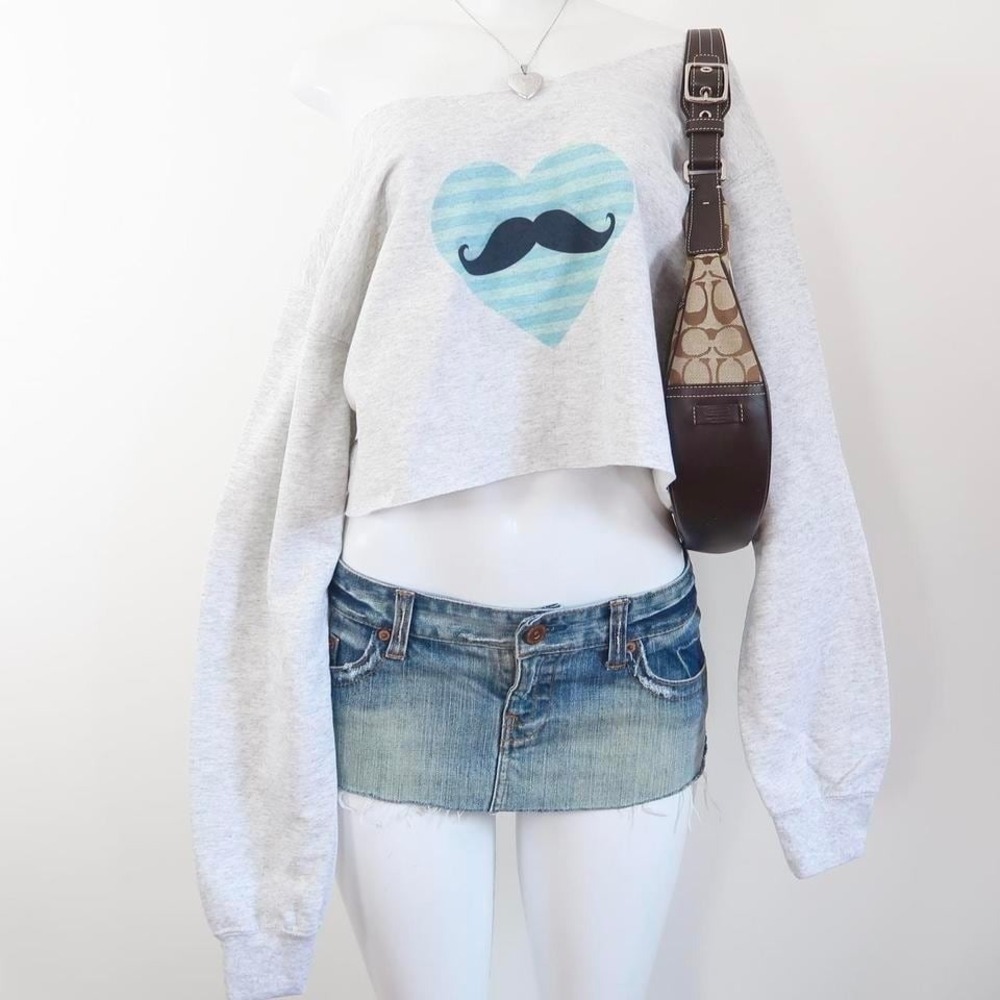 striped heart mustache off shoulder sweatshirt cropped tumblr y2k